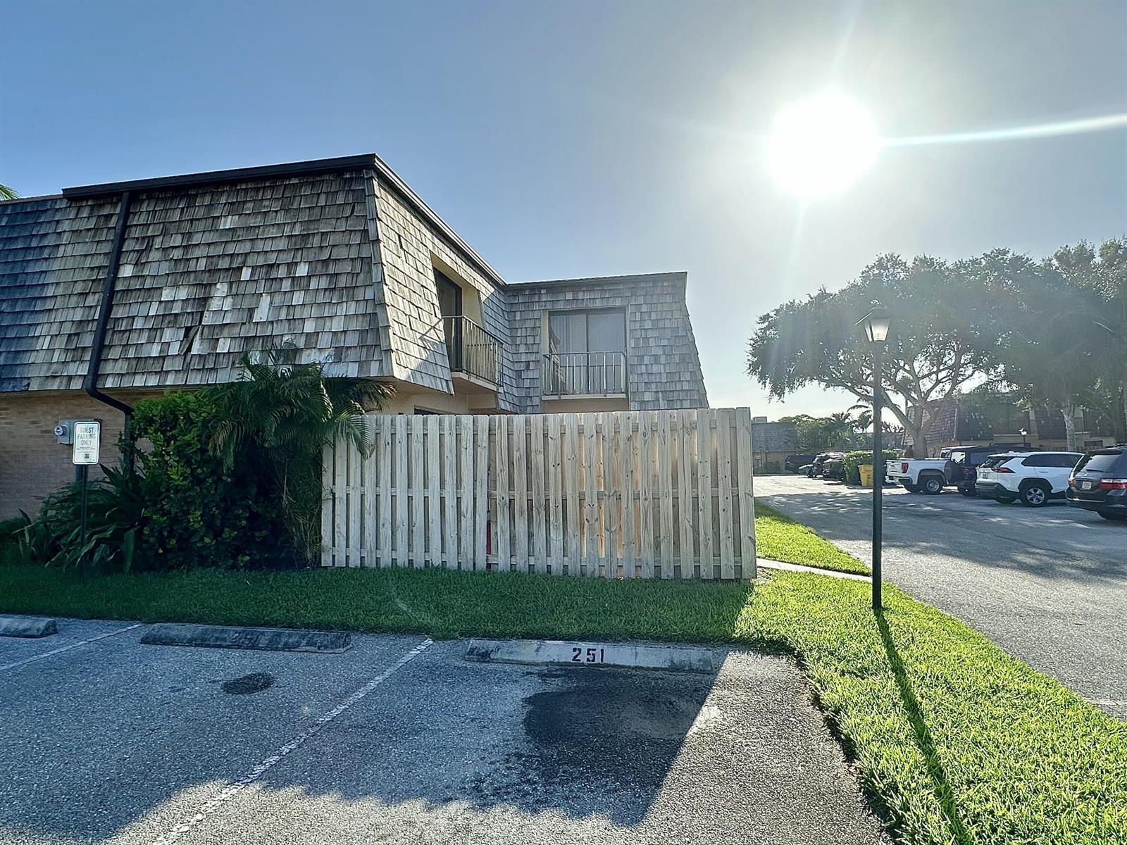 251 Lake Arbor Drive, Palm Springs FL 33461 photo 2