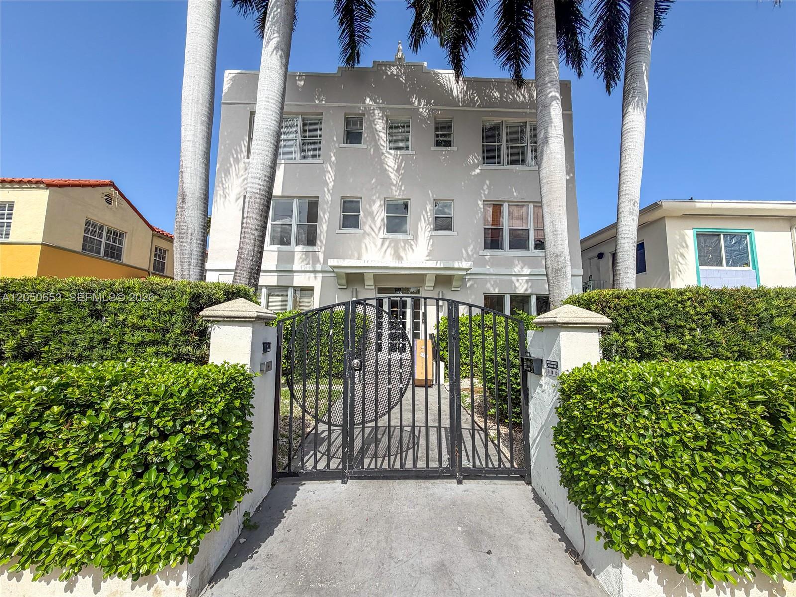 1027 Pennsylvania Ave # 303, Miami Beach FL 33139