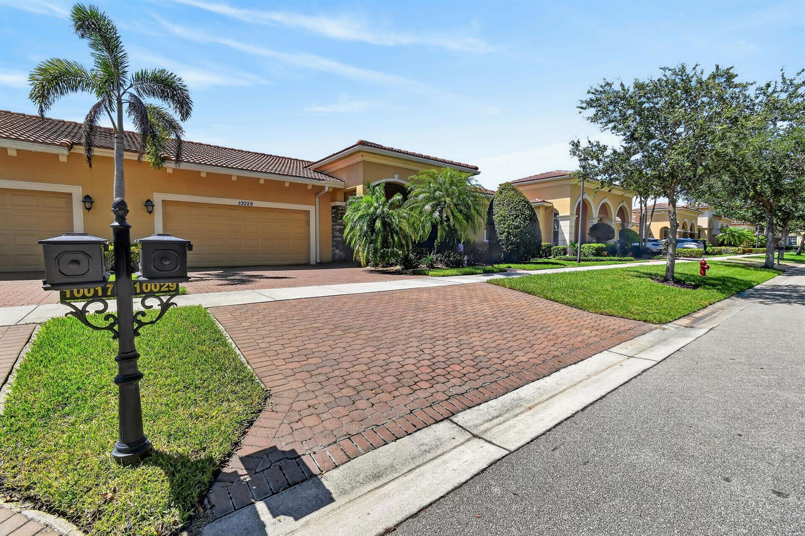 10029 SW Duccio Lane, Port St. Lucie FL 34986 photo 2
