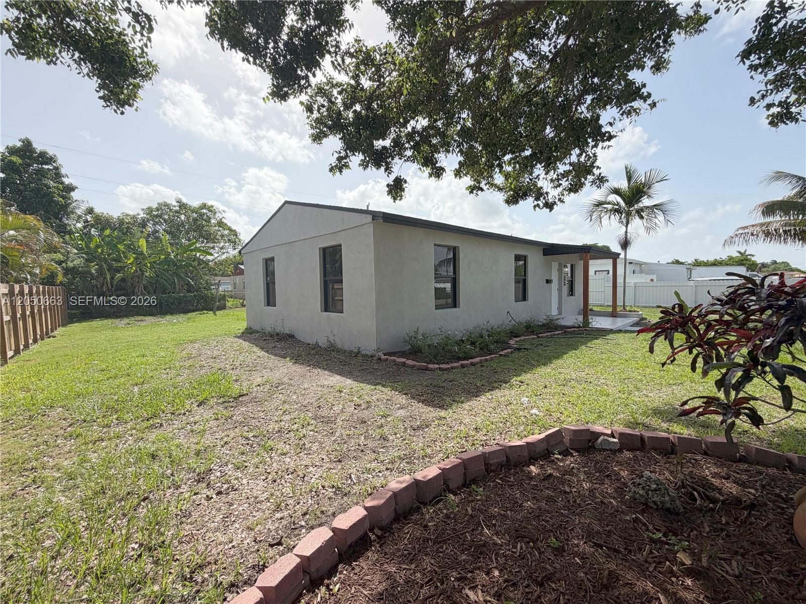 14740 Polk St, Miami FL 33176 photo 4