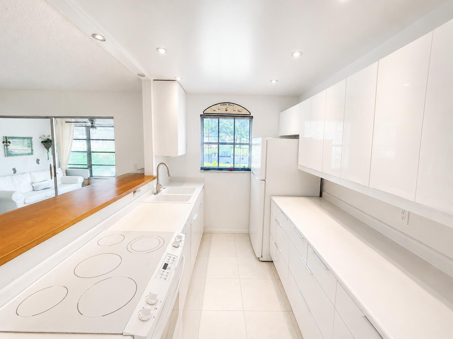 1207 S Drive Way # C, Delray Beach FL 33445 photo 4