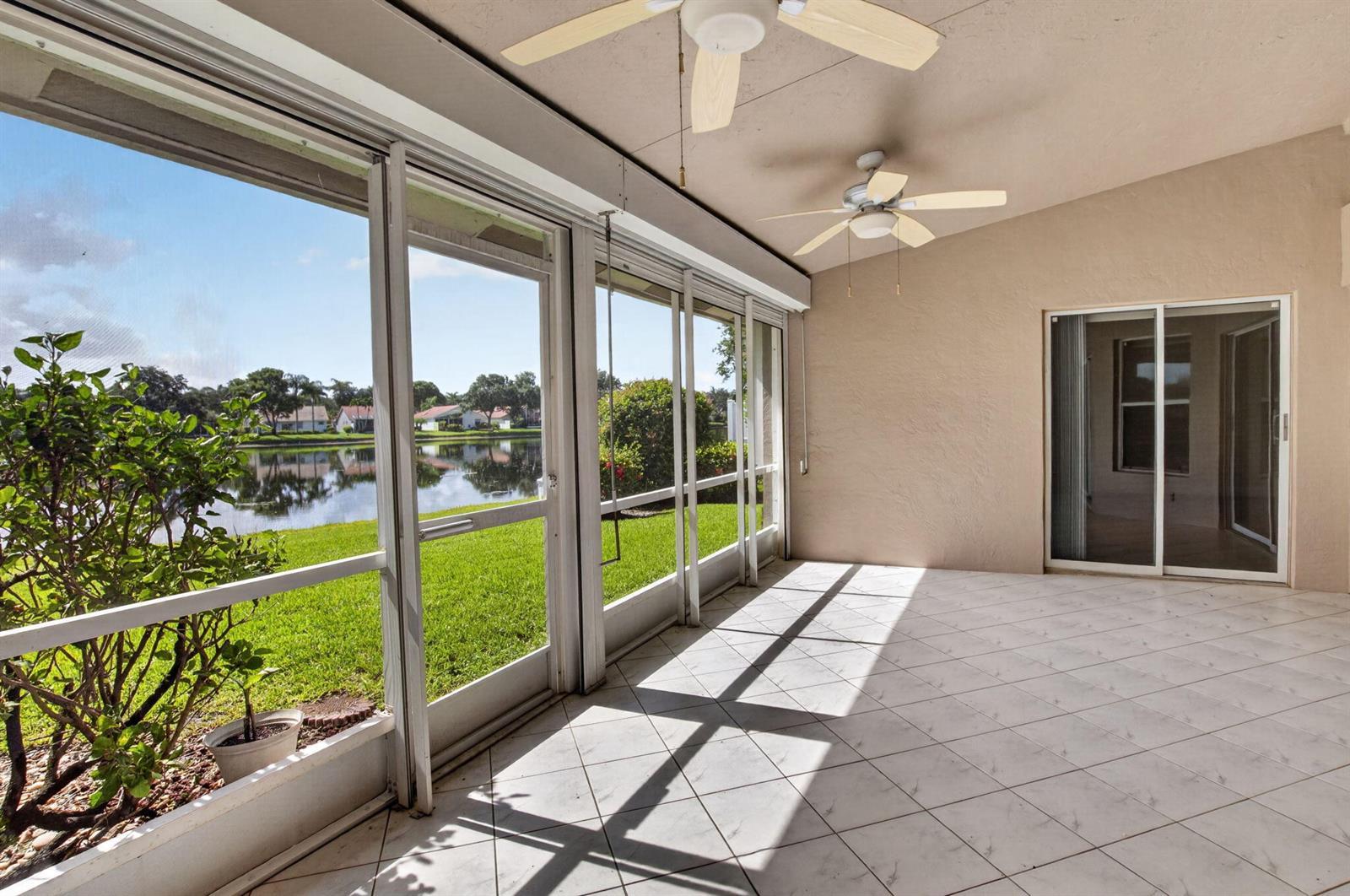 9875 Harbour Lake Circle, Boynton Beach FL 33437 photo 3