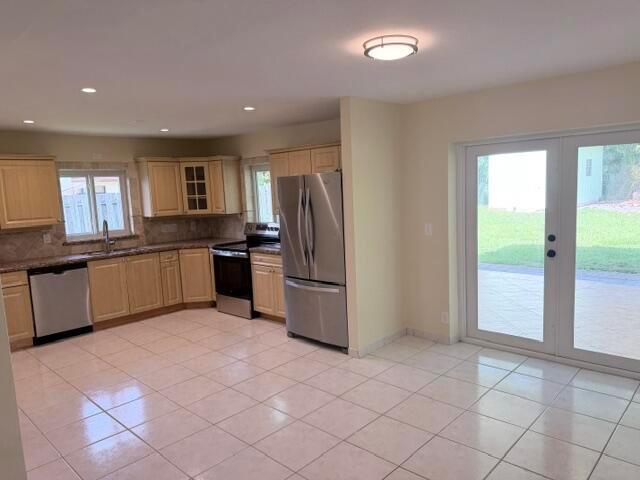 3612 S Seacrest Boulevard, Boynton Beach FL 33435 photo 3