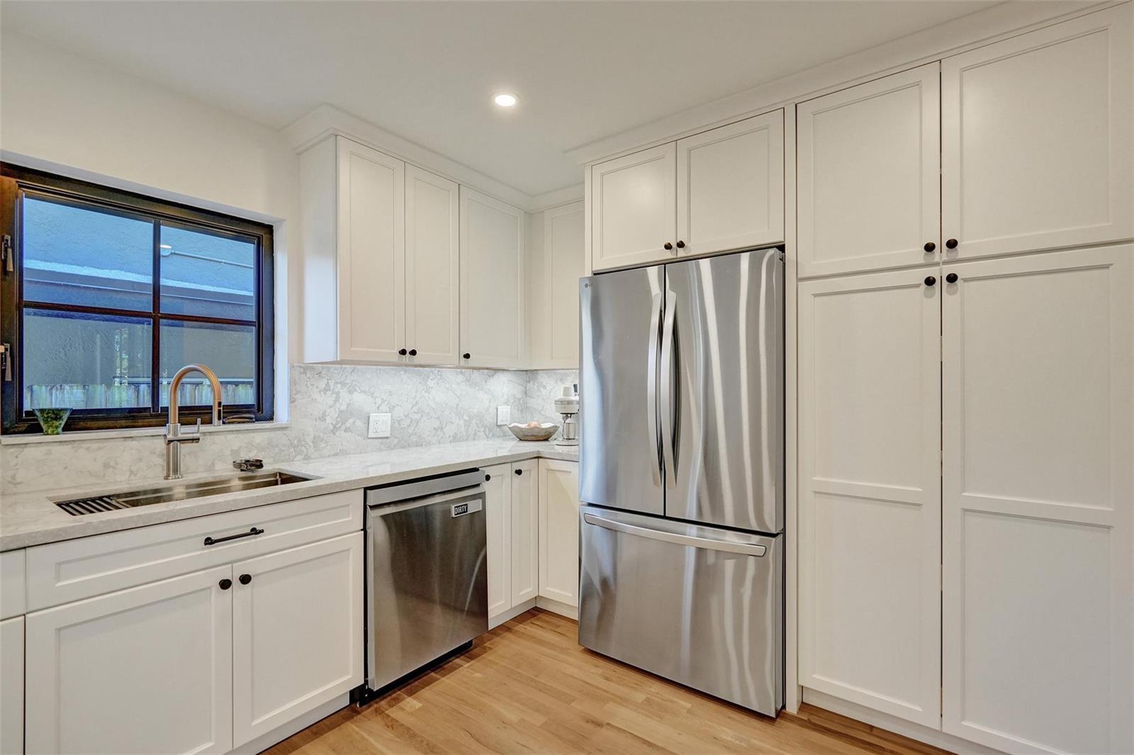 807 SW 18th Street, Fort Lauderdale FL 33315 photo 3
