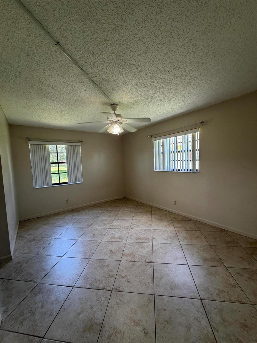 4141 Oak Terrace Drive # 4141, FL 33463 photo 4