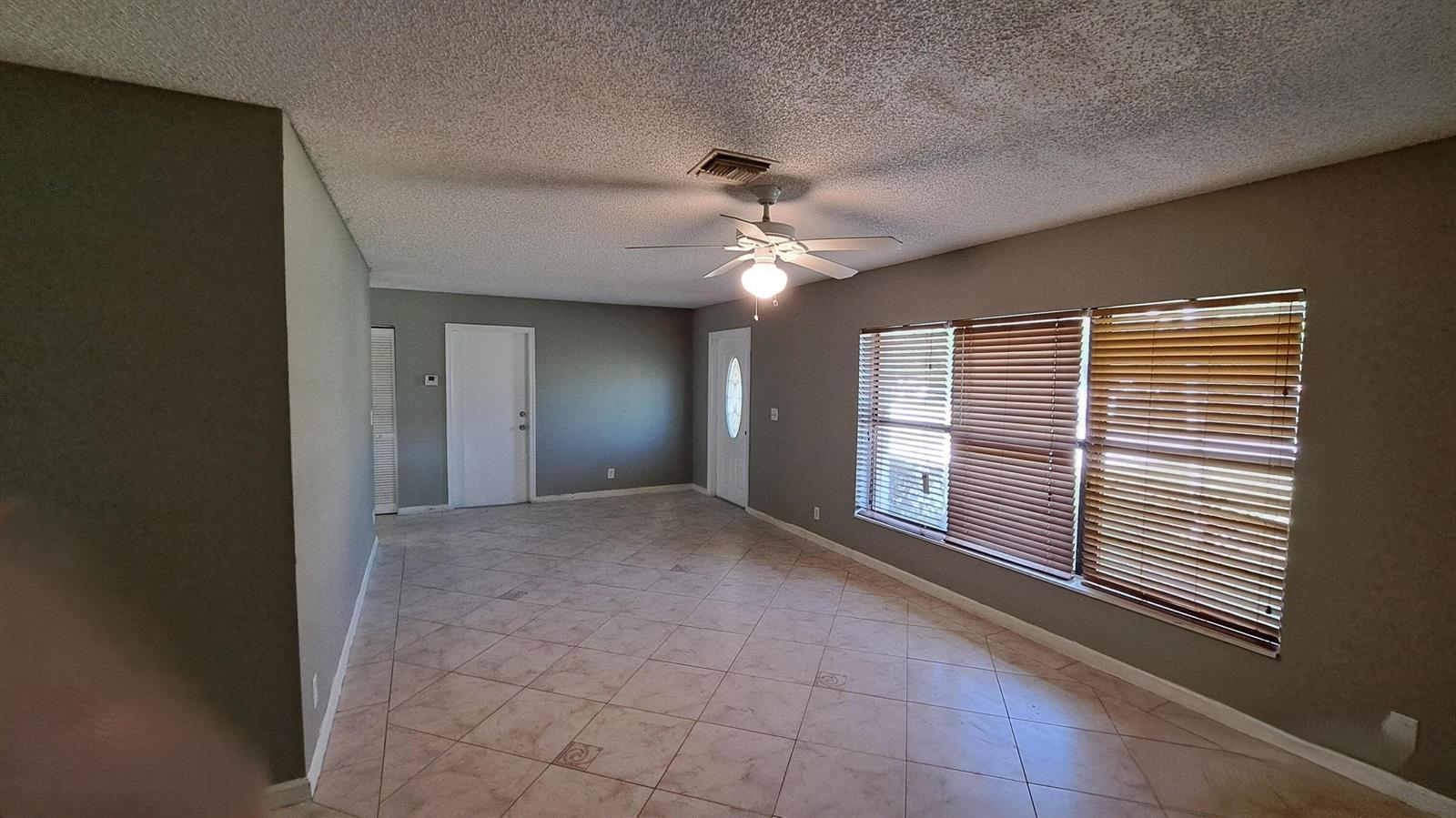 5934 Deerfield Place, Lake Worth FL 33463 photo 4