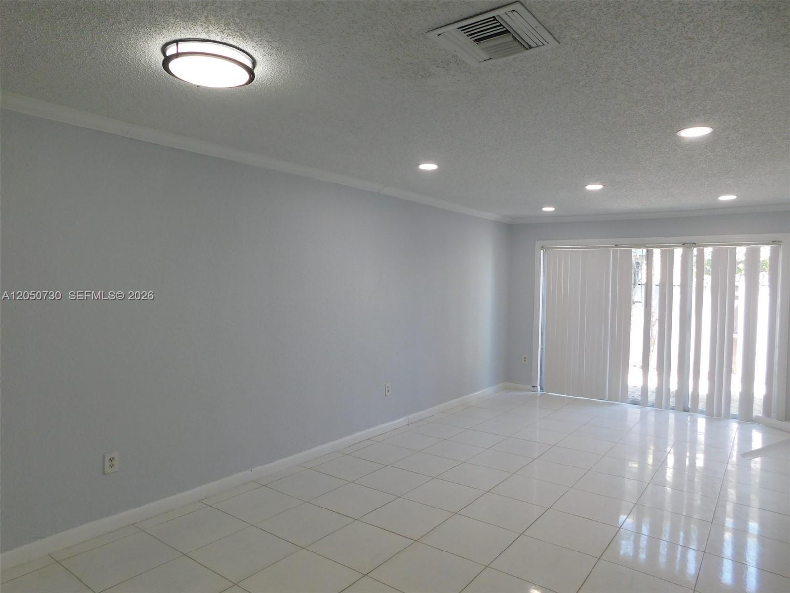 899 Crystal Lake Dr # 899, Deerfield Beach FL 33064 photo 5