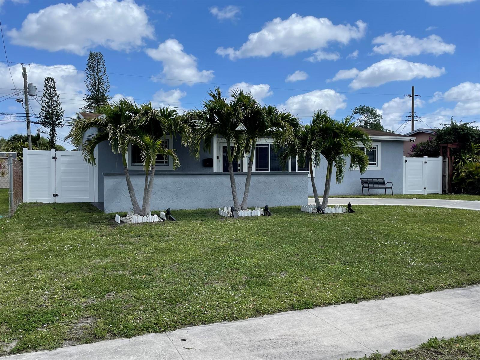 7661 Farragut Street, Hollywood FL 33024 photo 5