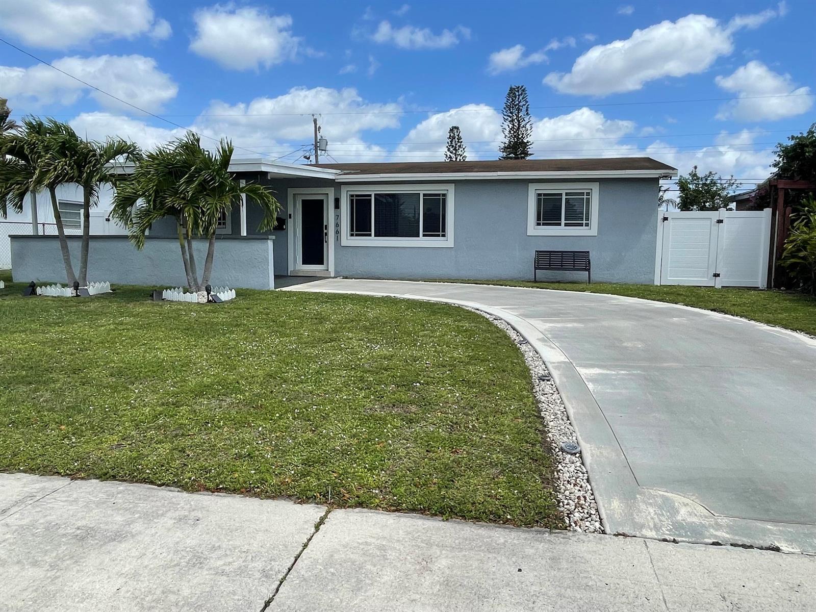 7661 Farragut Street, Hollywood FL 33024 photo 4