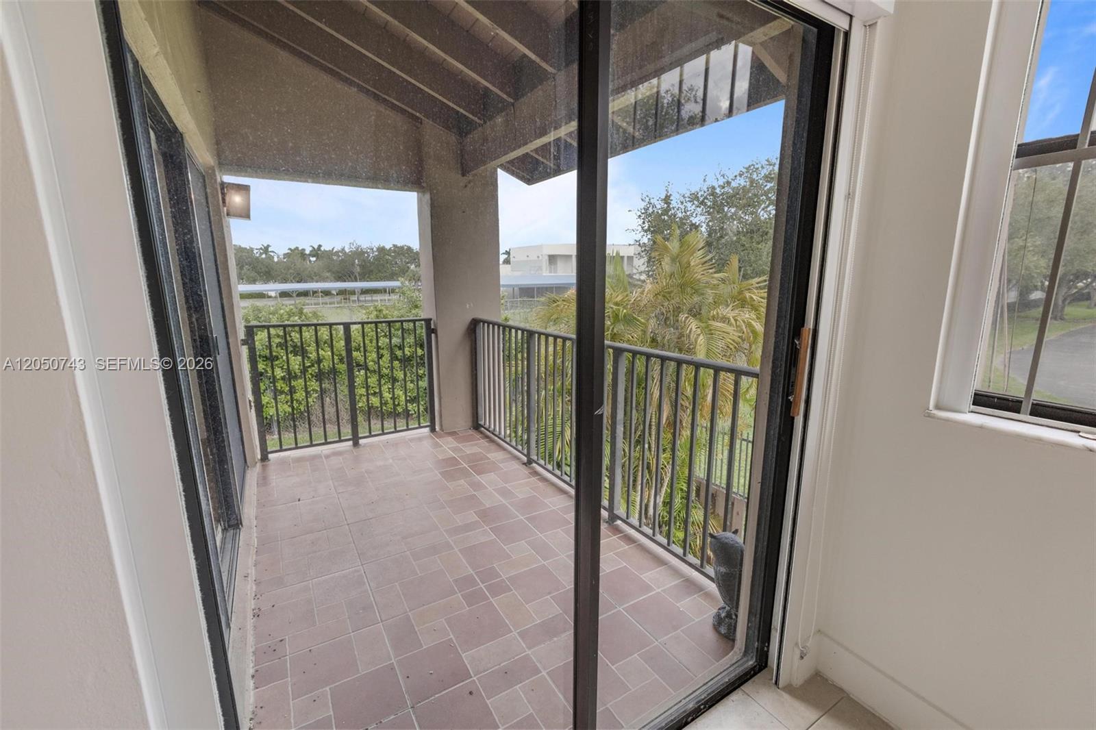 210 W Park Dr # 2, Miami FL 33172