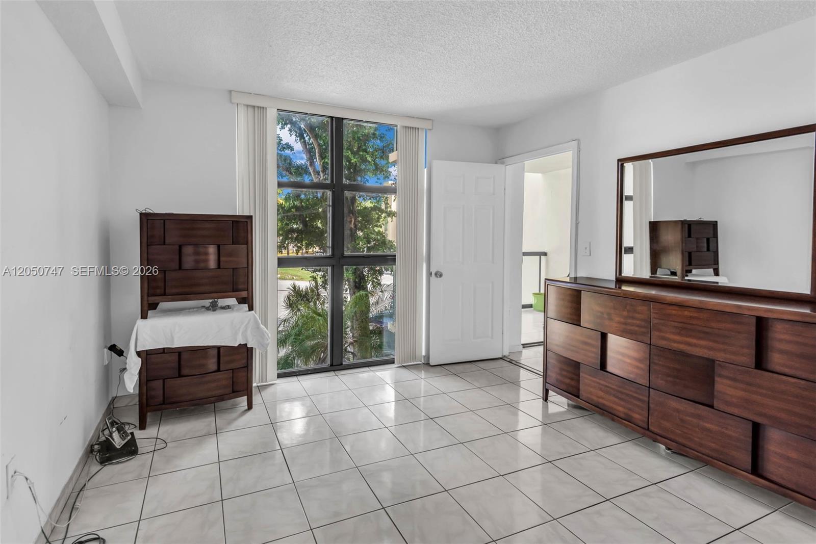 11780 SW 18th St # 2, Miami FL 33175 photo 4
