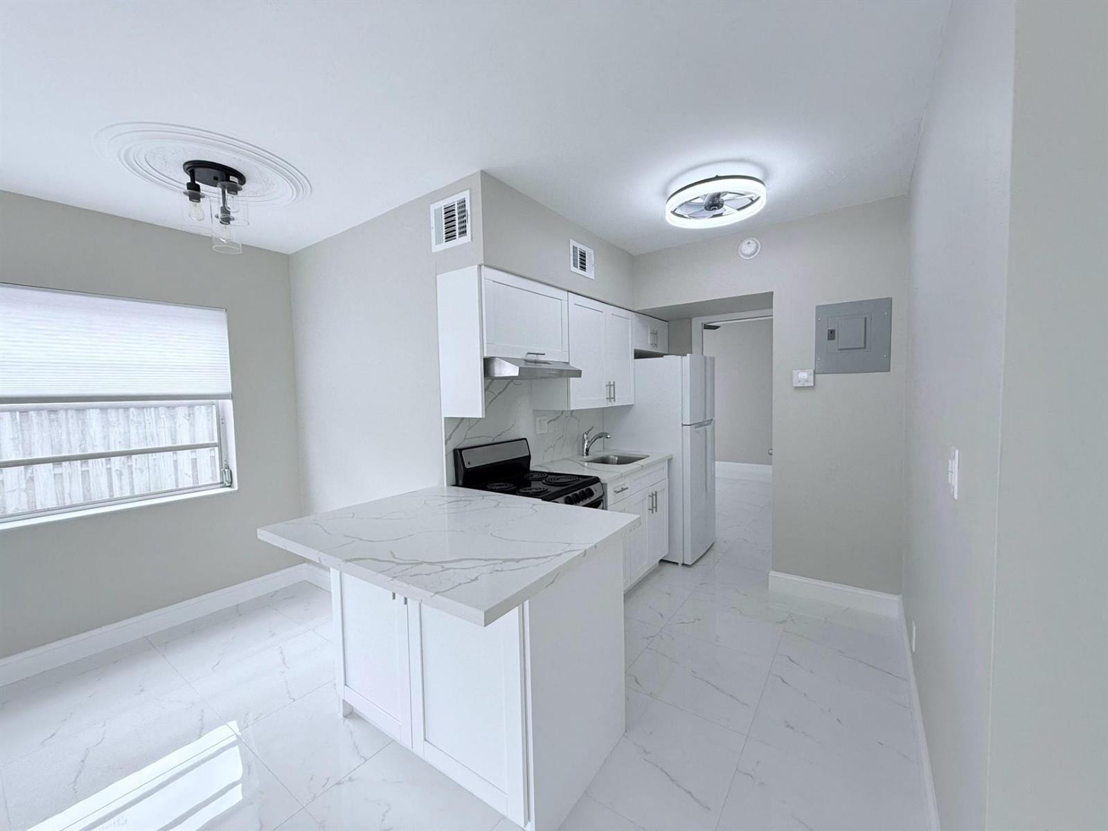 2725 Middle River Drive # 7, Fort Lauderdale FL 33306 photo 4