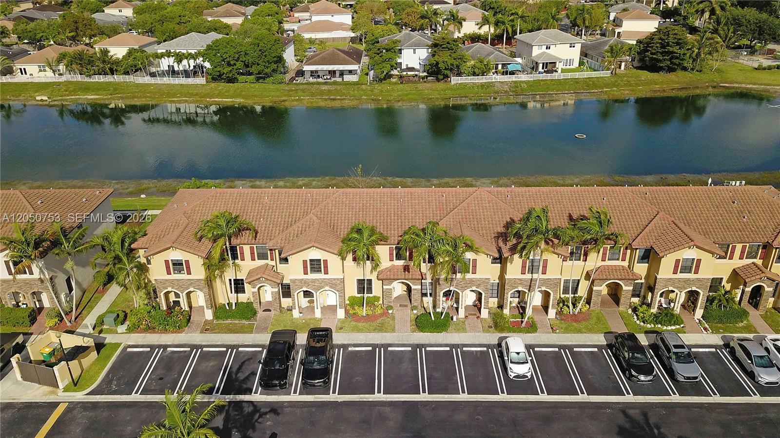 500 SE 32nd Ave, Homestead FL 33033 photo 2