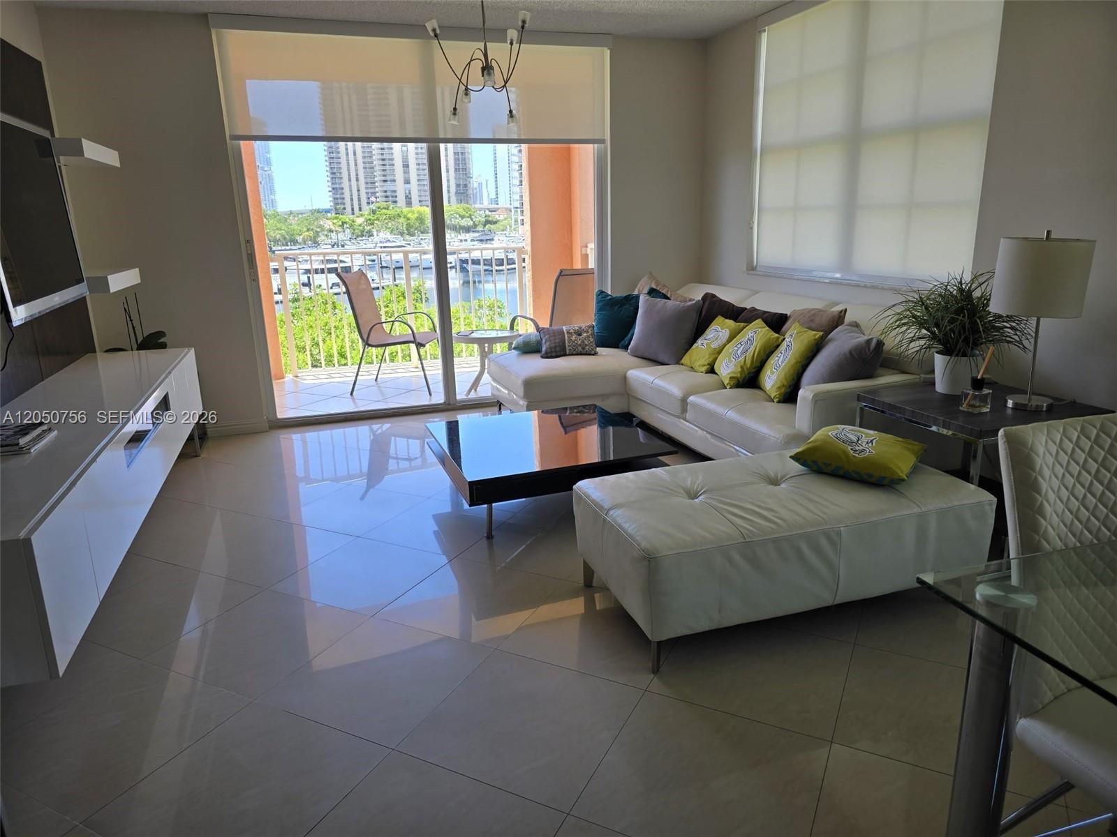 19999 E Country Club Dr # 1407, Aventura FL 33180