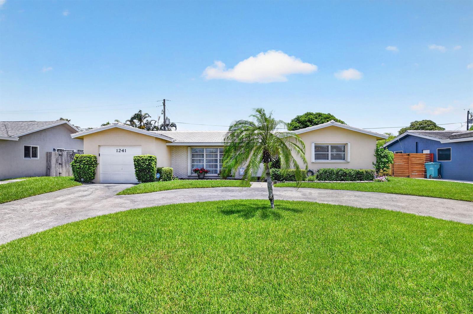 1241 SW 28th Avenue, Boynton Beach FL 33426
