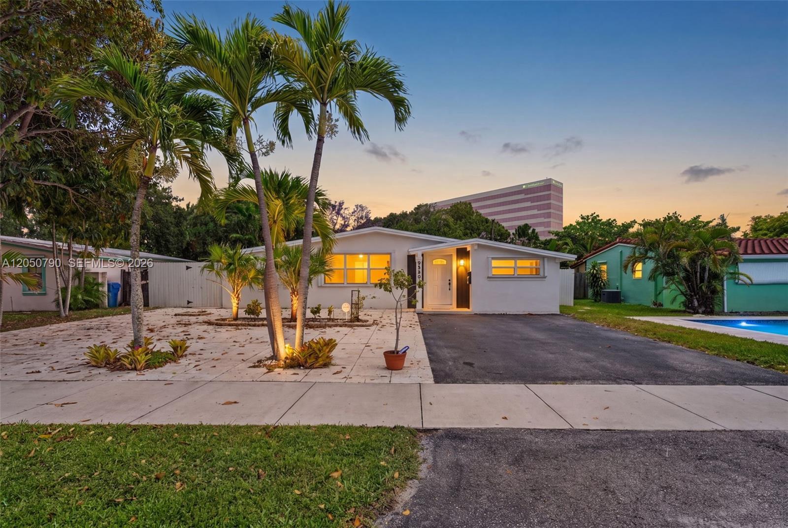 5921 NE 1st Ave # 0, Oakland Park FL 33334 photo 2