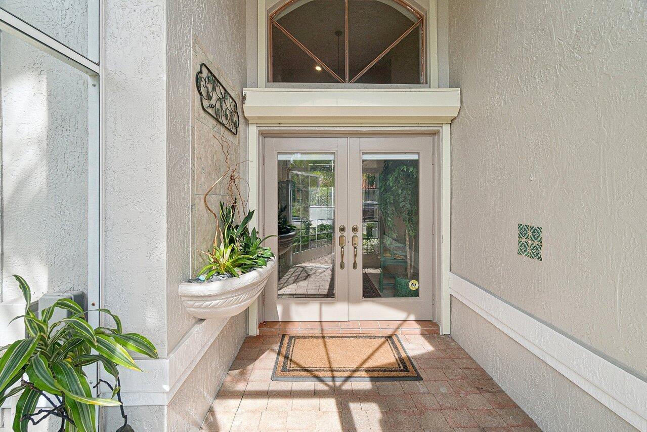 7398 Falls Road W, Boynton Beach FL 33437 photo 2
