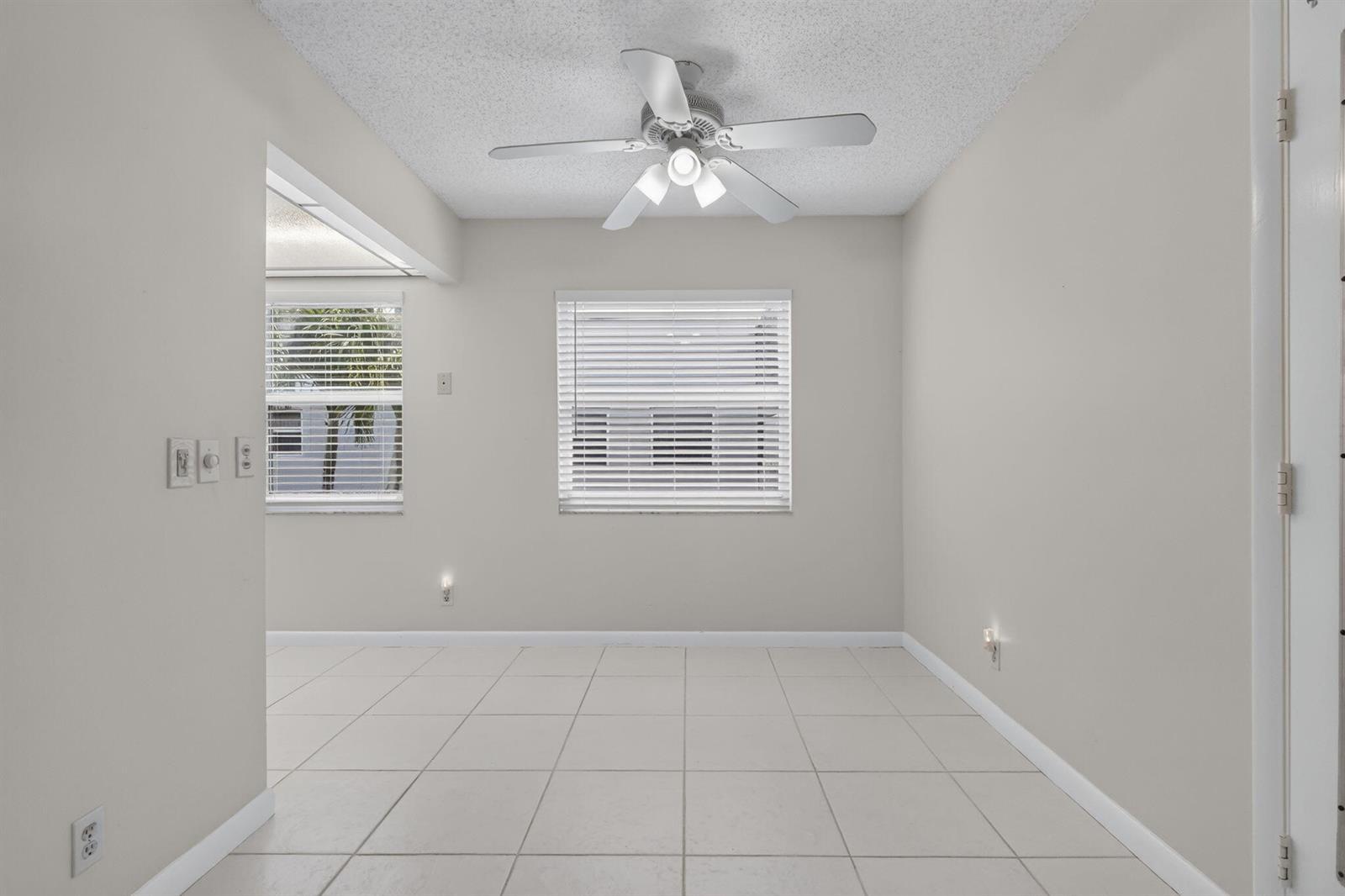 40 Burgundy A, Delray Beach FL 33484 photo 5