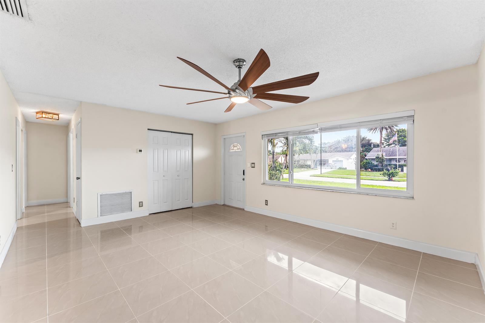 18443 Ruffian Way, Boca Raton FL 33496 photo 4