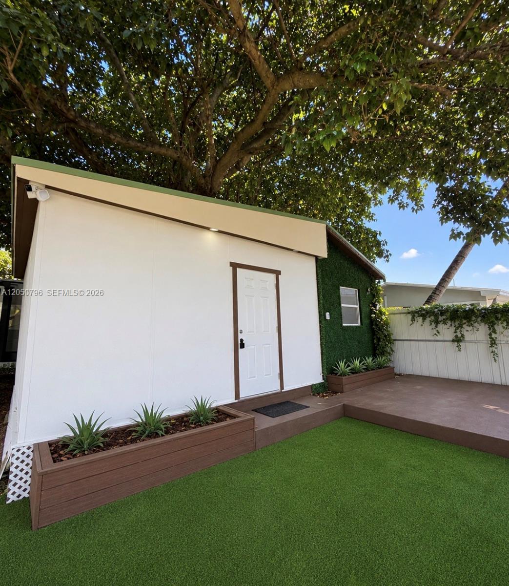 2145 NW 33rd St # 1, Miami FL 33142