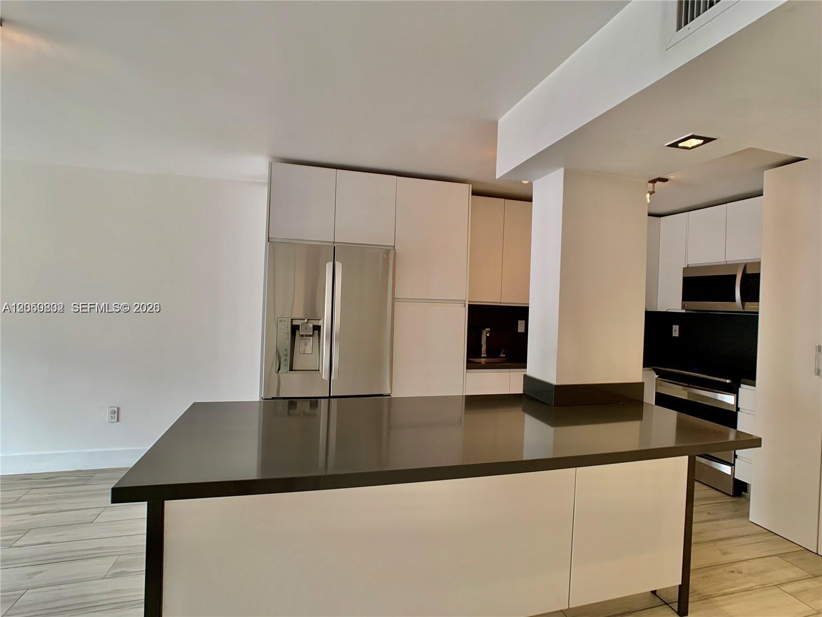 9360 Fontainebleau Blvd # 212, Miami FL 33172 photo 3