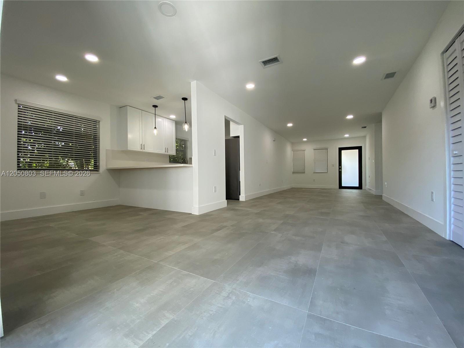 3626 SW 16th St # 3626, Miami FL 33145