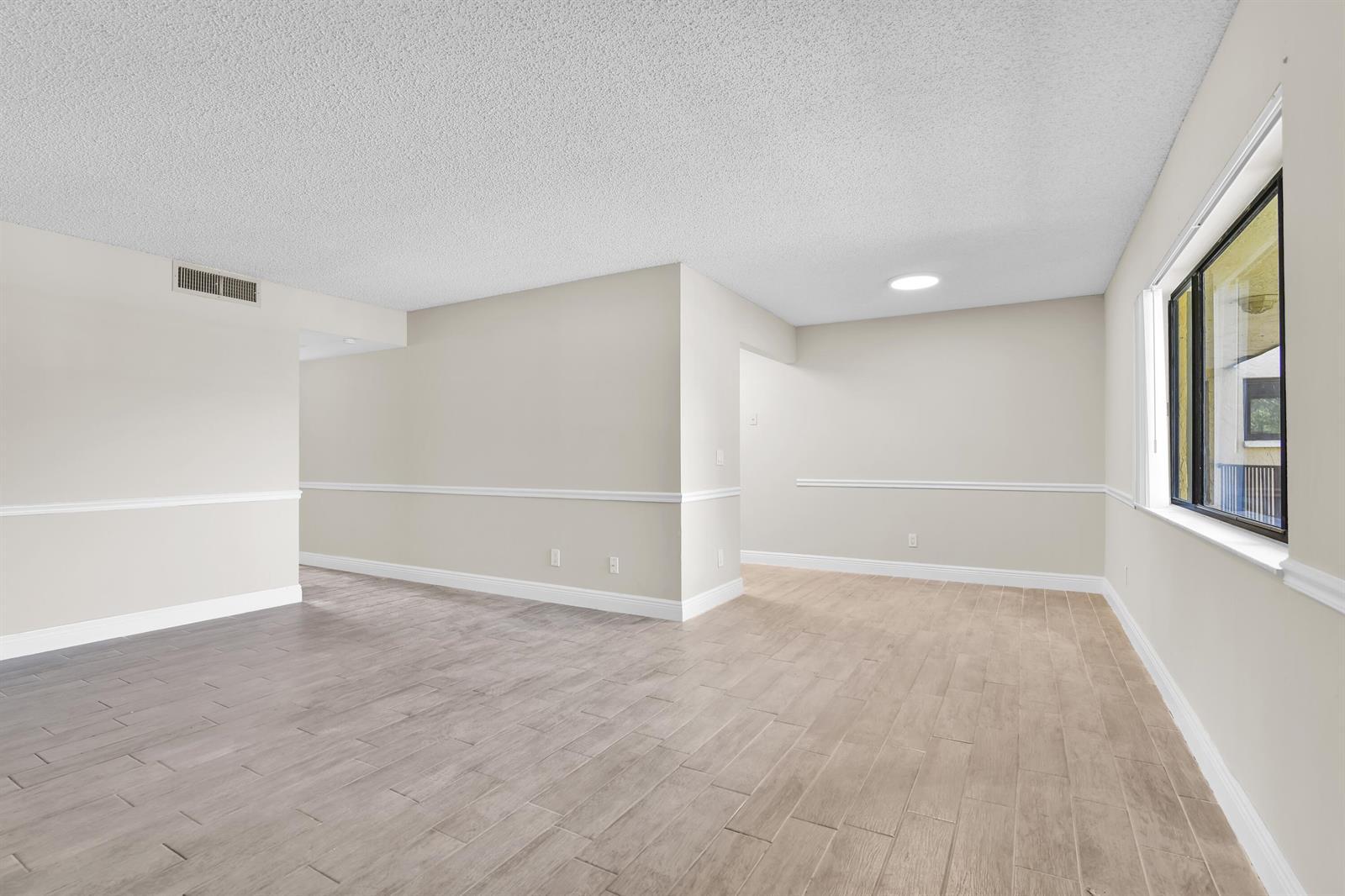 414 Meadows Circle, Boynton Beach FL 33436 photo 5