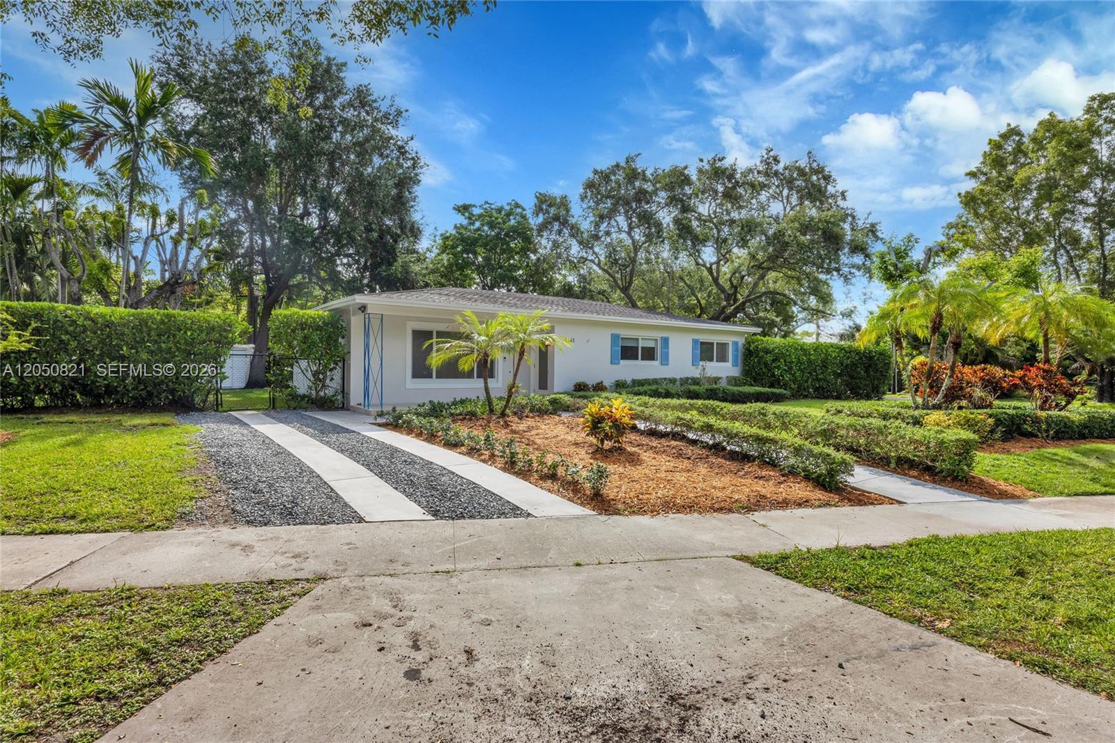8141 SW 62nd Ct, Miami FL 33143 photo 2