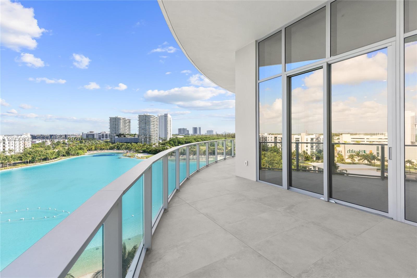 2411 Laguna Cr # 606, Miami FL 33181 photo 2