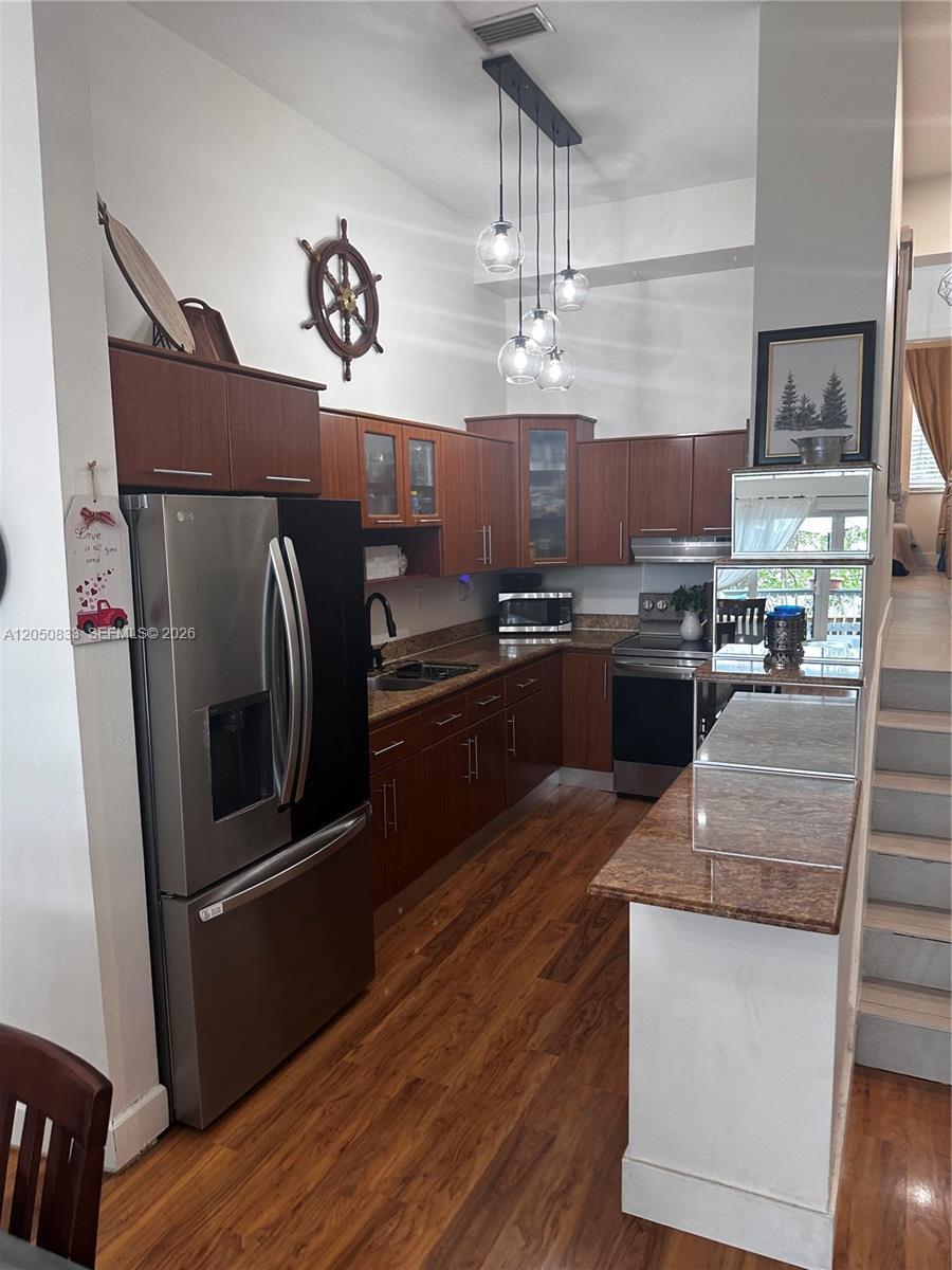 2404 NE 135th St # 2404, North Miami FL 33181 photo 4