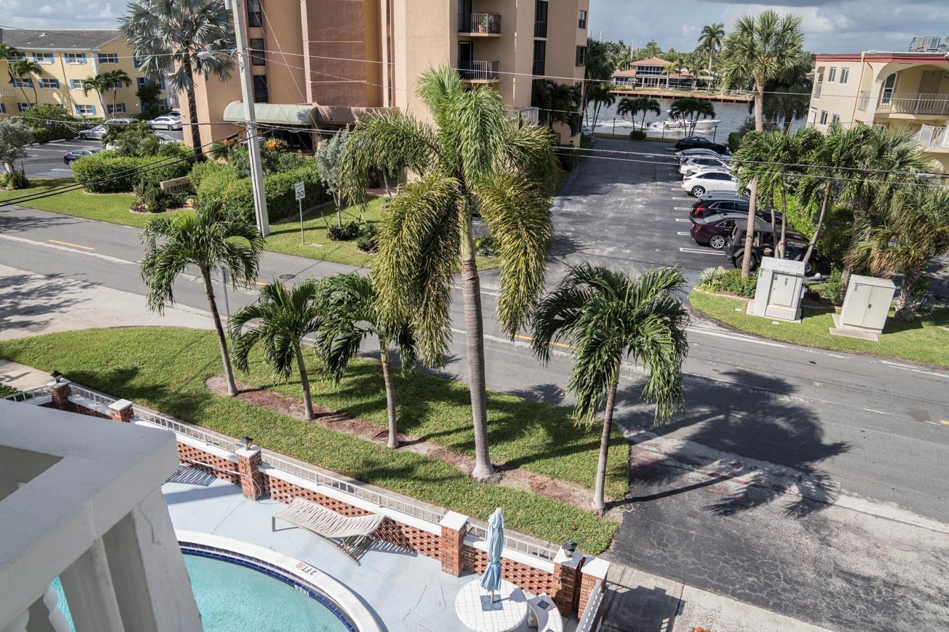 424 N Riverside Drive, Pompano Beach FL 33062 photo 3