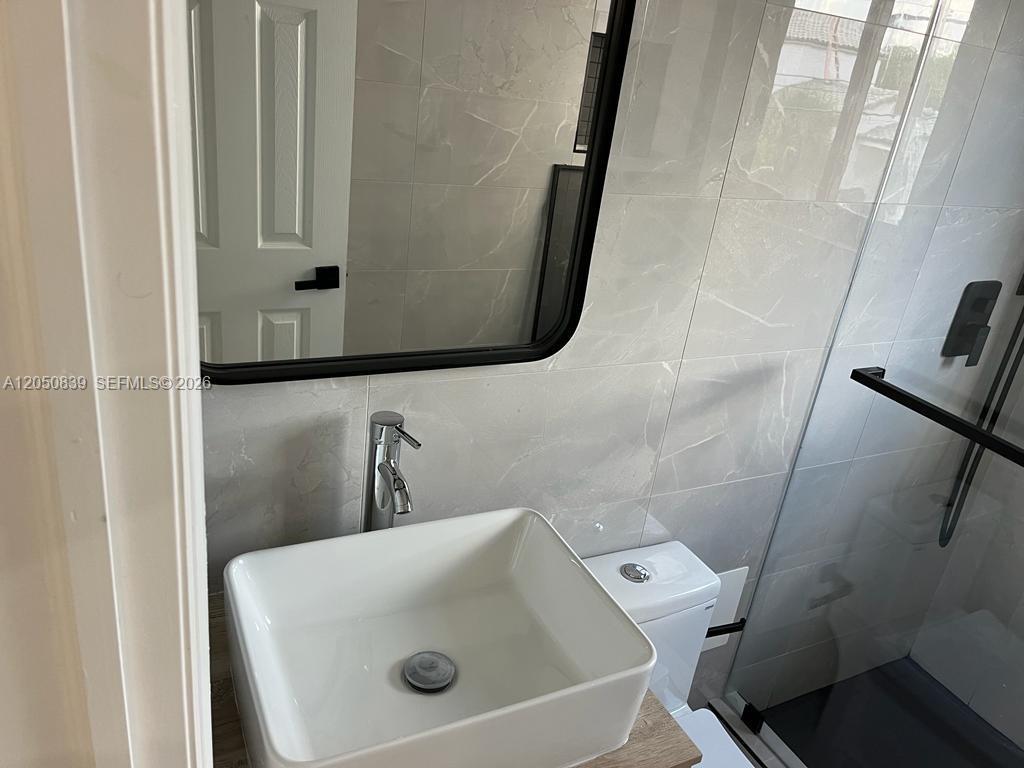 7128 Indian Creek Dr # 9, Miami Beach FL 33141 photo 3