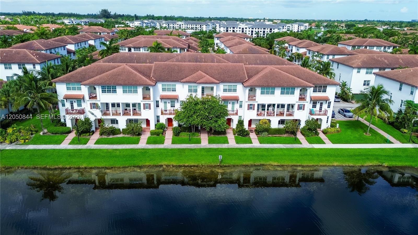 2828 SW 119th Way, Miramar FL 33025 photo 3