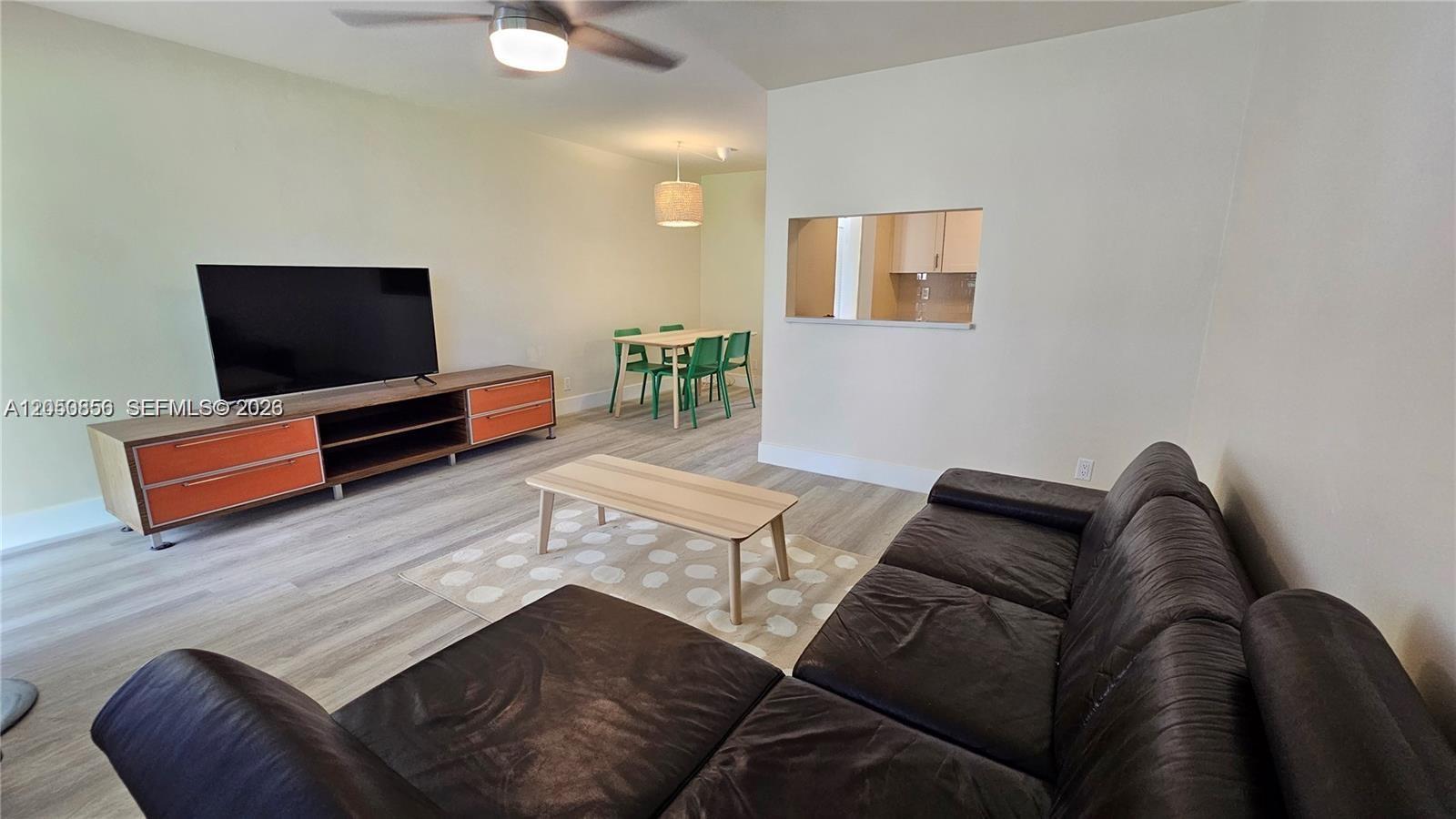 Hollywood, FL 33020 photo 2
