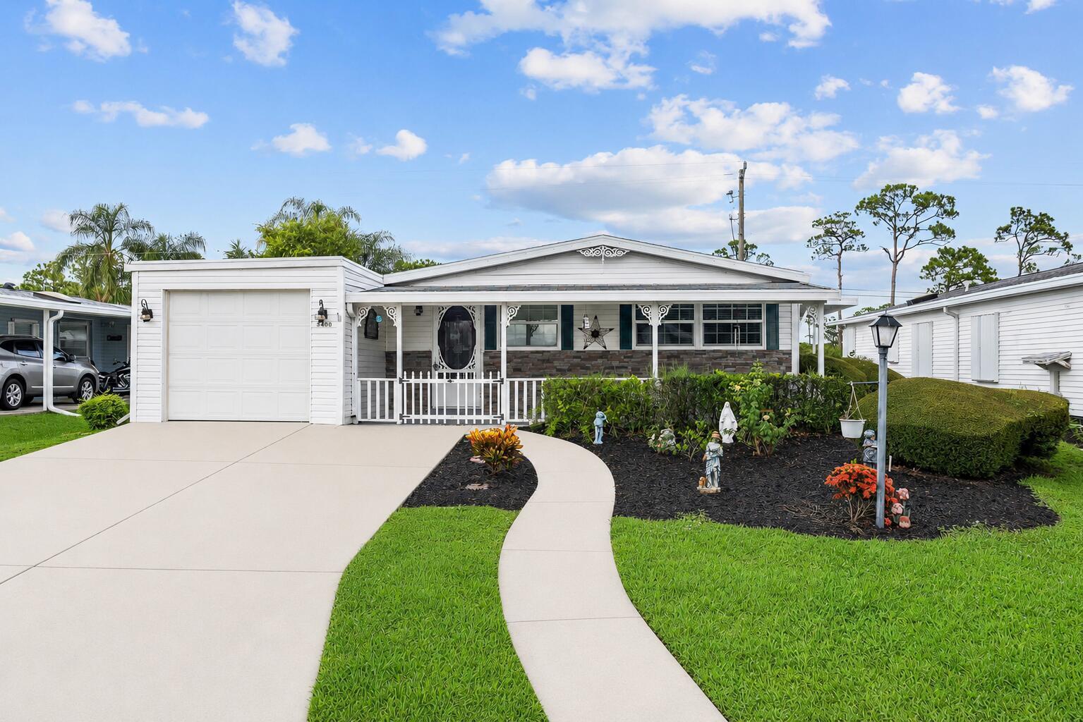8400 Gallberry Circle, Port St. Lucie FL 34952 photo 2