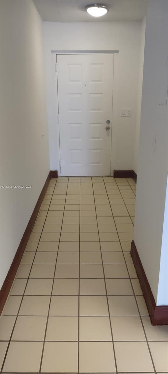 8215 Lake Dr # 505, Doral FL 33166 photo 2