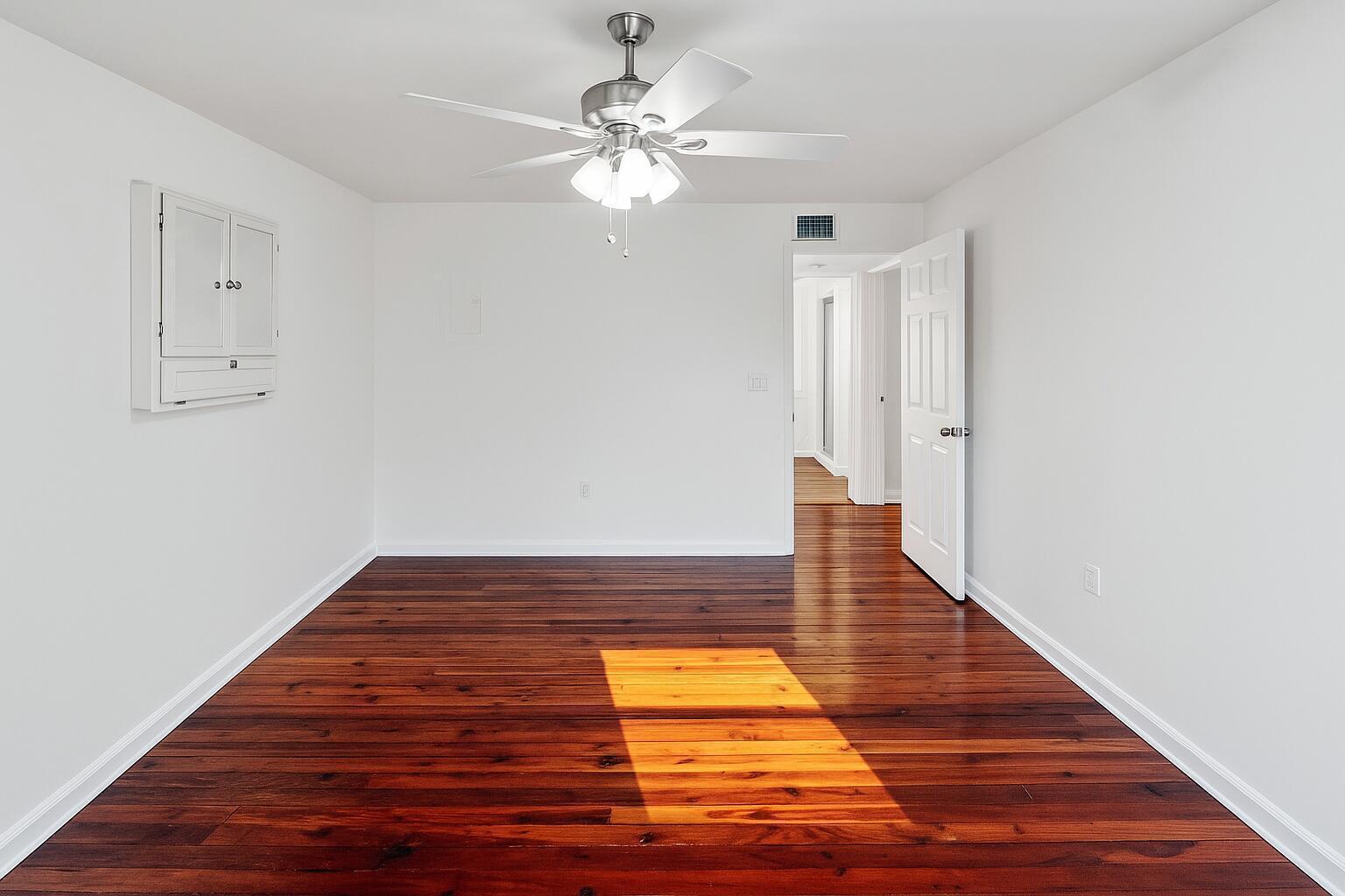 415 6th Avenue N, FL 33460 photo 2