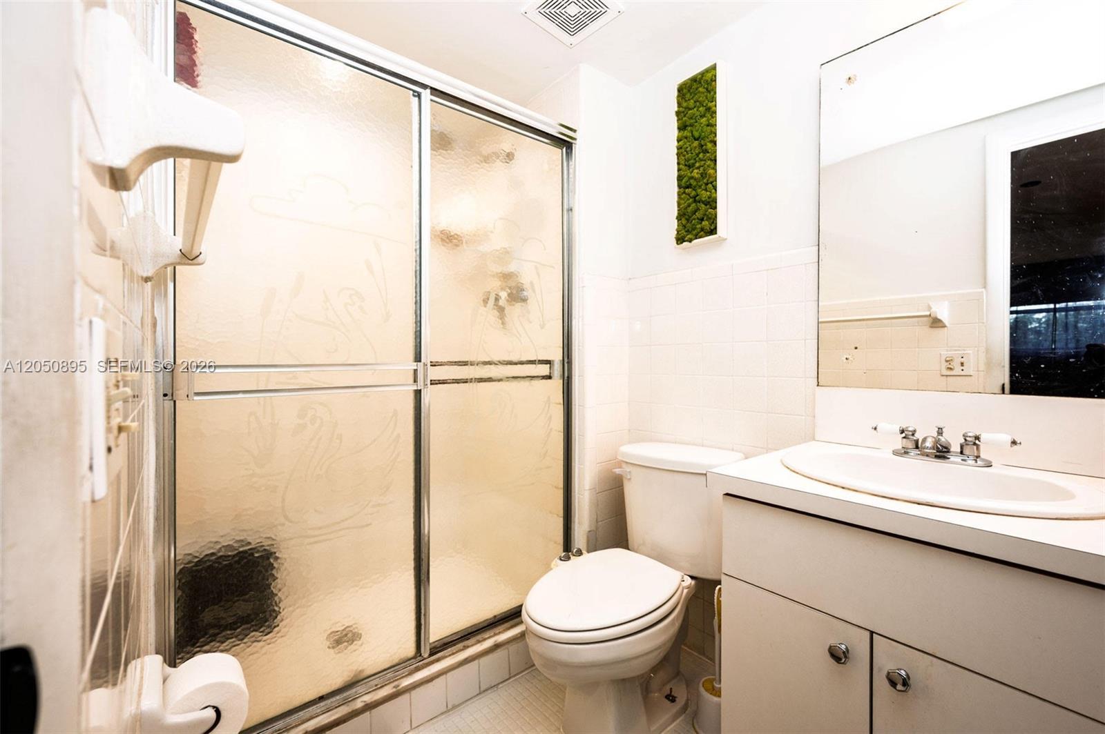 2005 Sans Souci Blvd # 206, North Miami FL 33181 photo 4