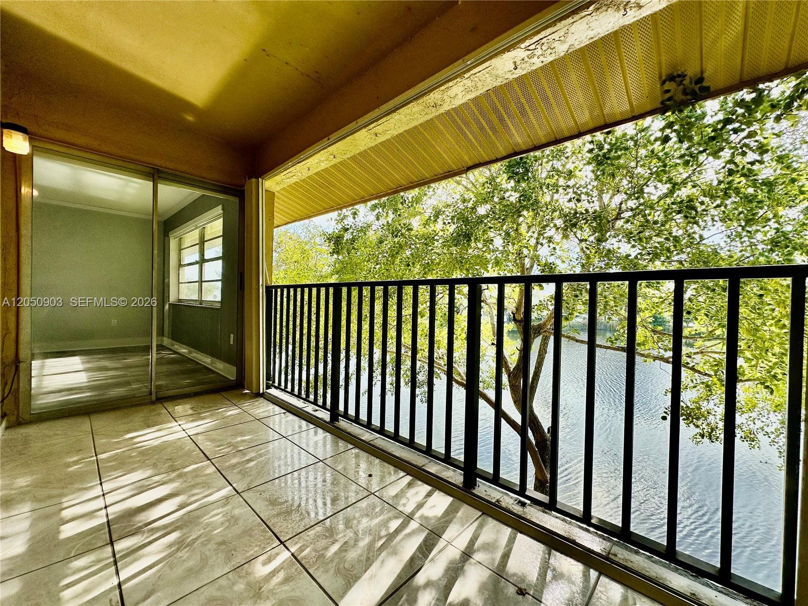 15430 SW 82 LN # 633, Miami FL 33193 photo 2