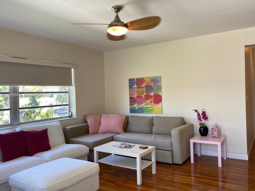 7935 Carlyle Ave # 10, Miami Beach FL 33141 photo 2