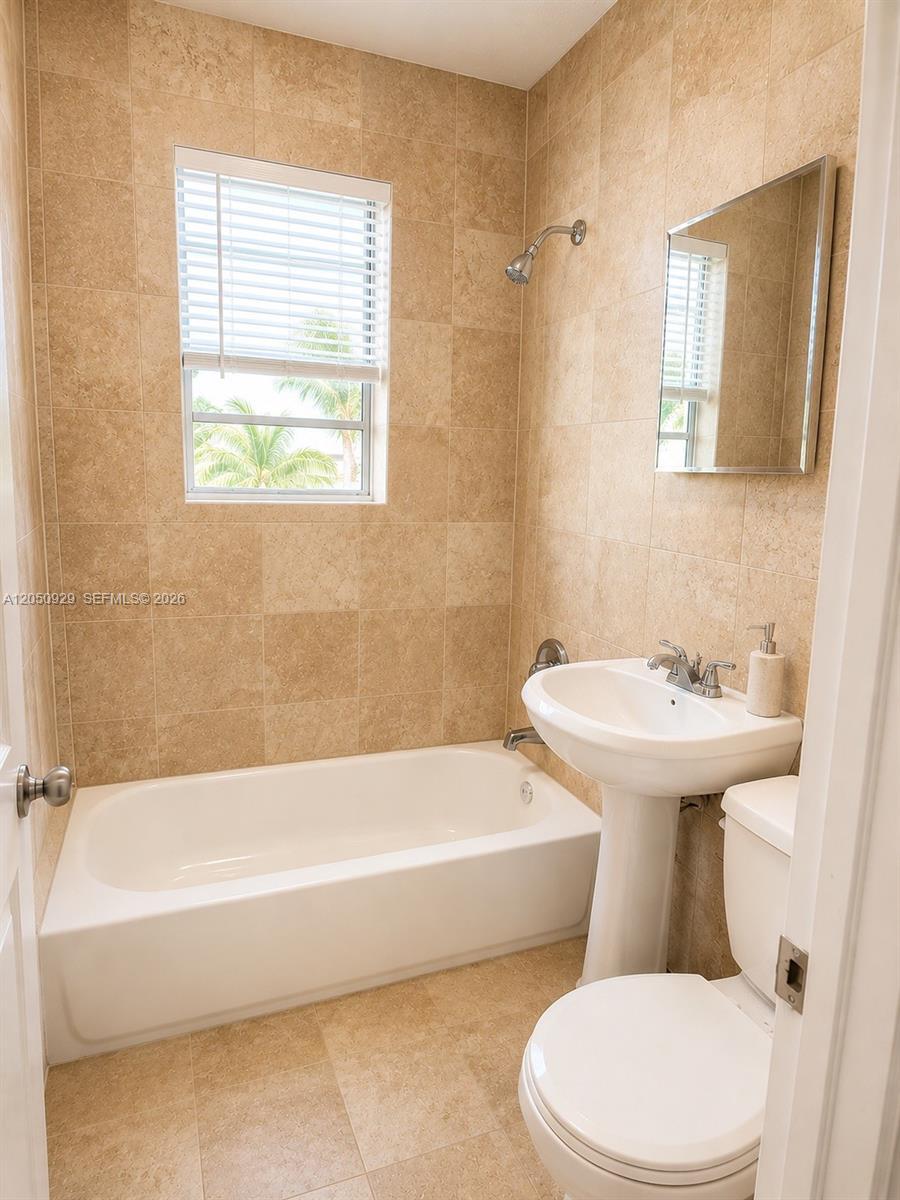 1319 Meridian Ave # 208, Miami Beach FL 33139 photo 5