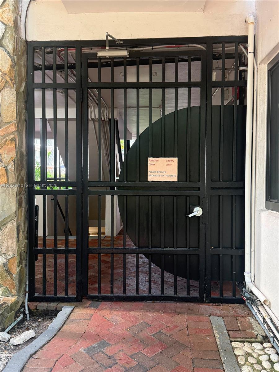 2924 Day Ave # N110, Miami FL 33133 photo 3