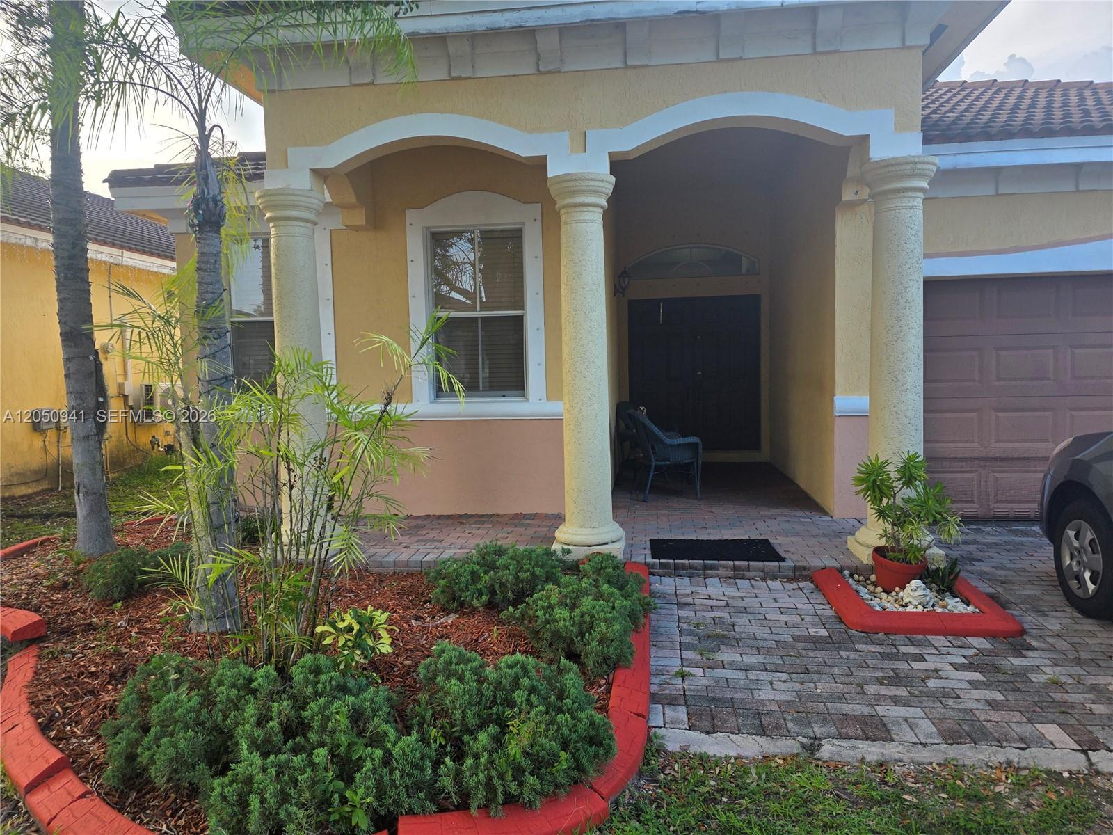 15103 SW 11th Ln, Miami FL 33194