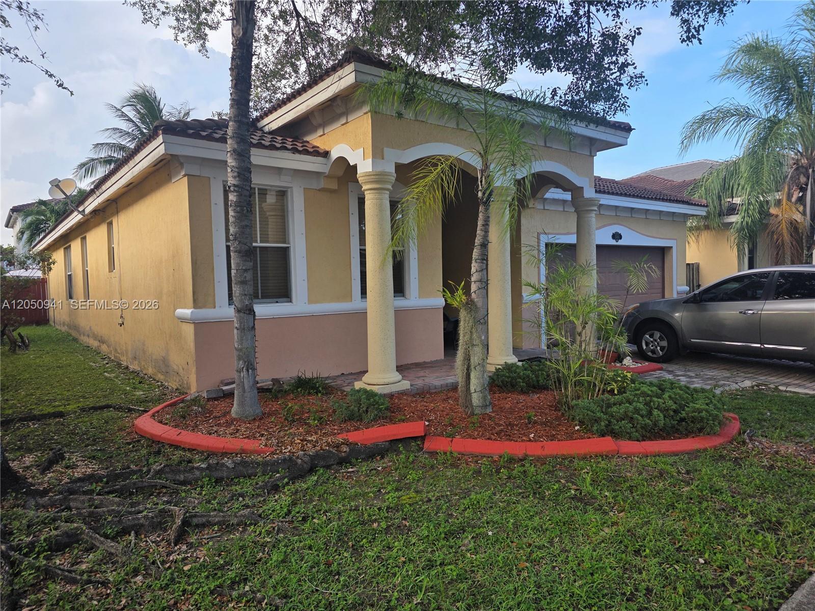 15103 SW 11th Ln, Miami FL 33194 photo 4