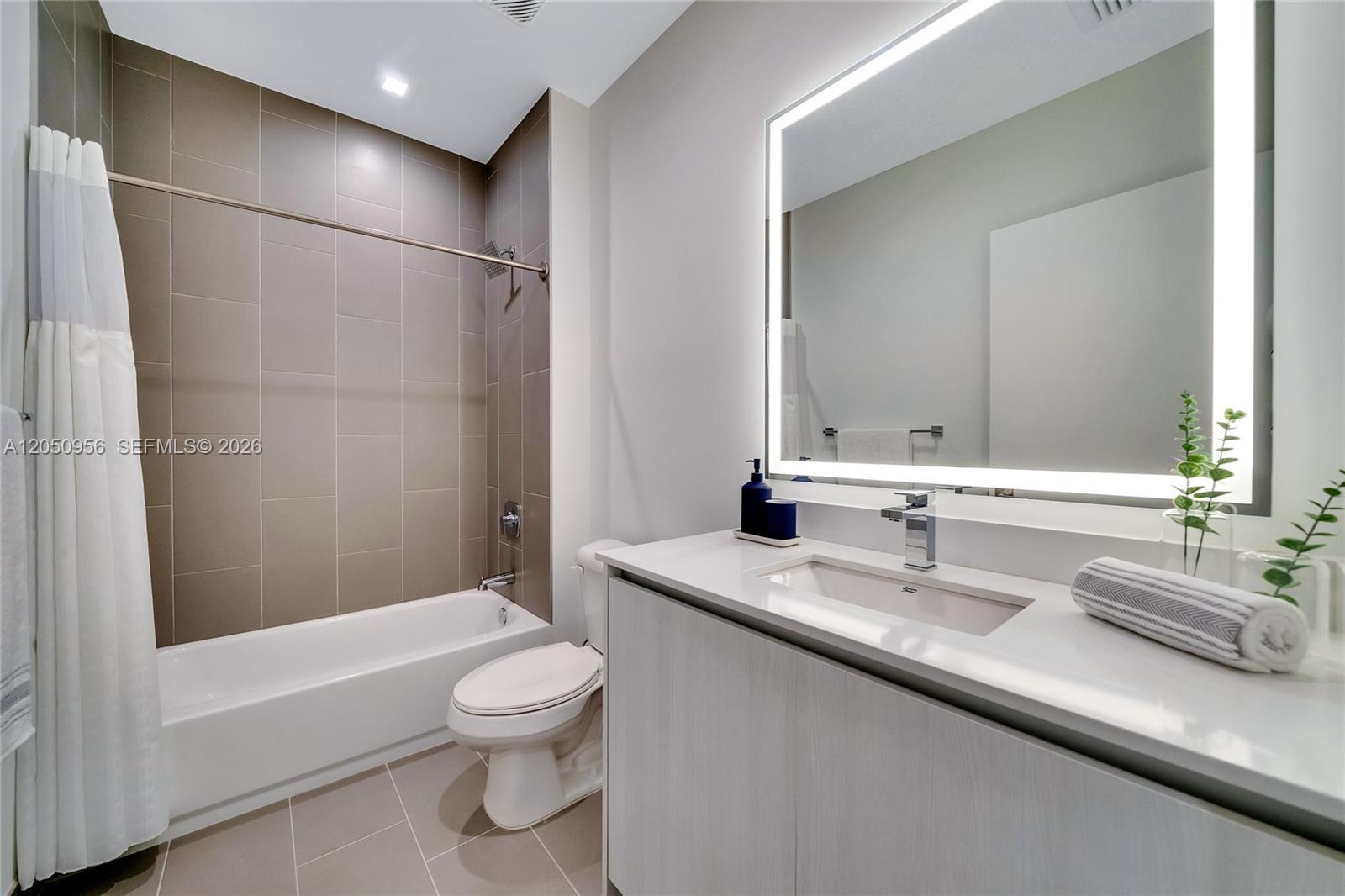 1809 Jackson St, Hollywood FL 33020 photo 3