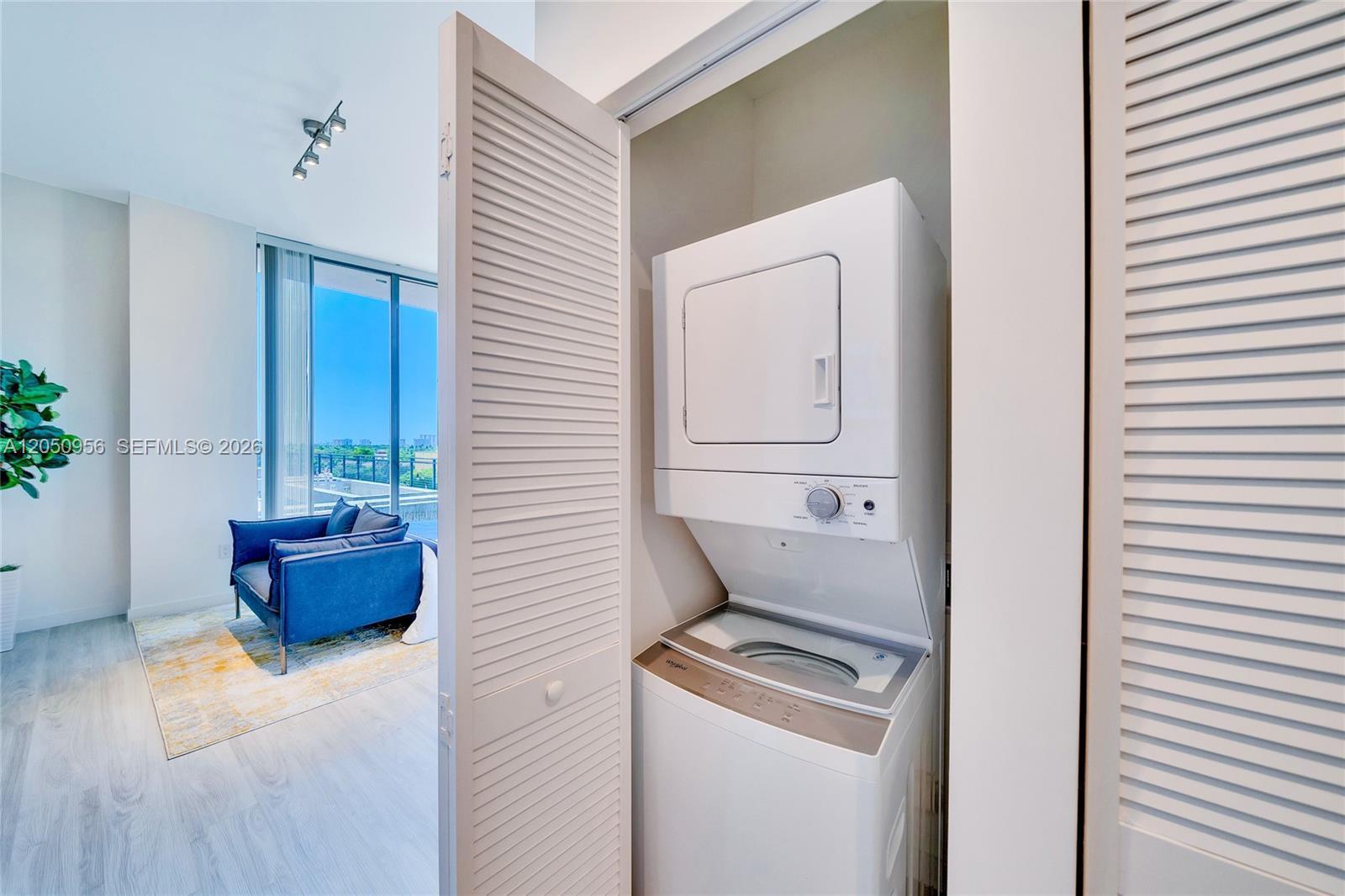 1809 Jackson St, Hollywood FL 33020 photo 4