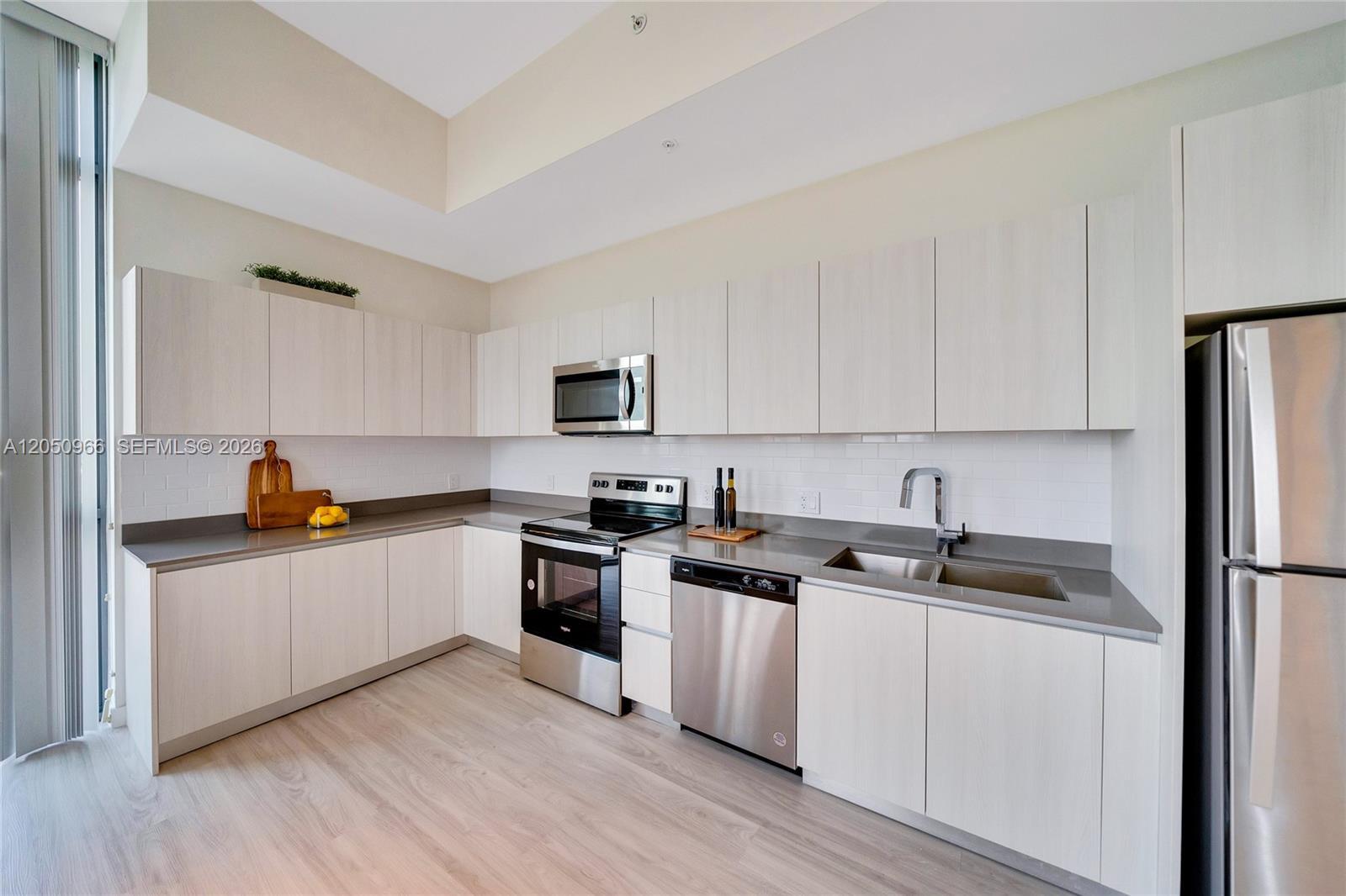 1809 Jackson St, Hollywood FL 33020 photo 3