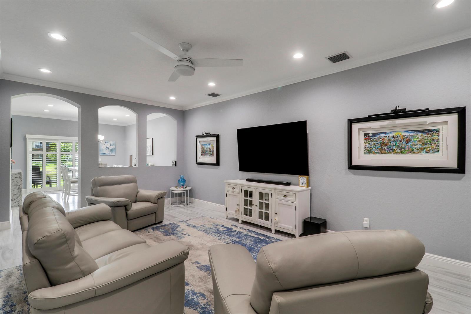 1560 SE Sheffield Terrace N # 103, Stuart FL 34994 photo 5