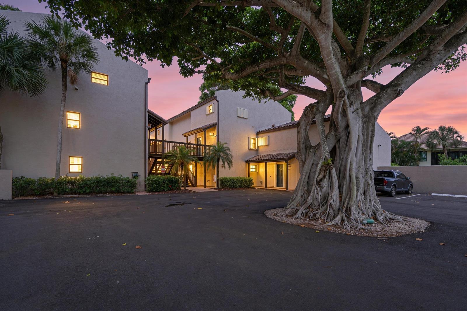 149 NW 70th # 302b, Boca Raton FL 33487 photo 2