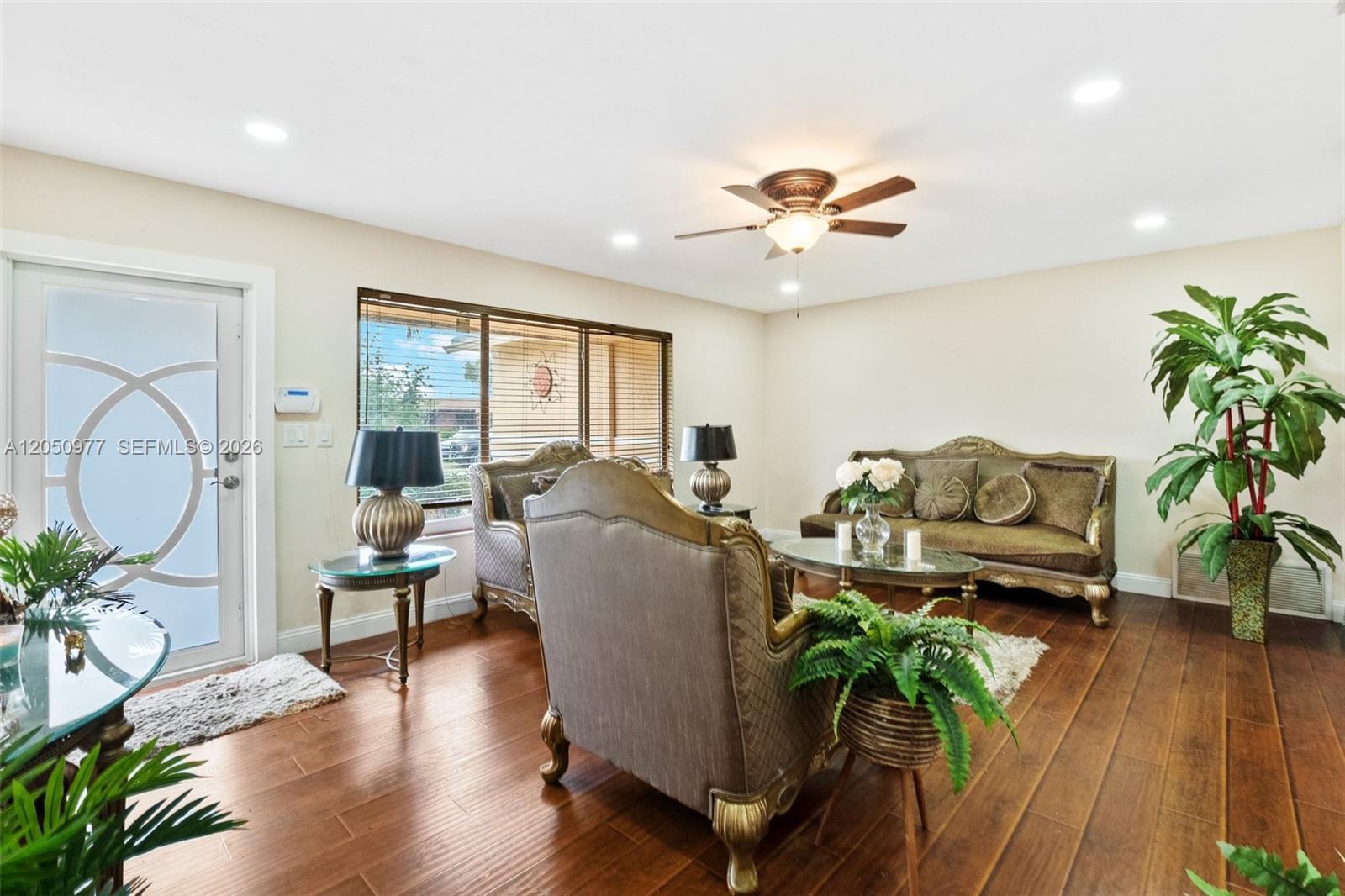 2251 NW 87th Ave, Pembroke Pines FL 33024 photo 4